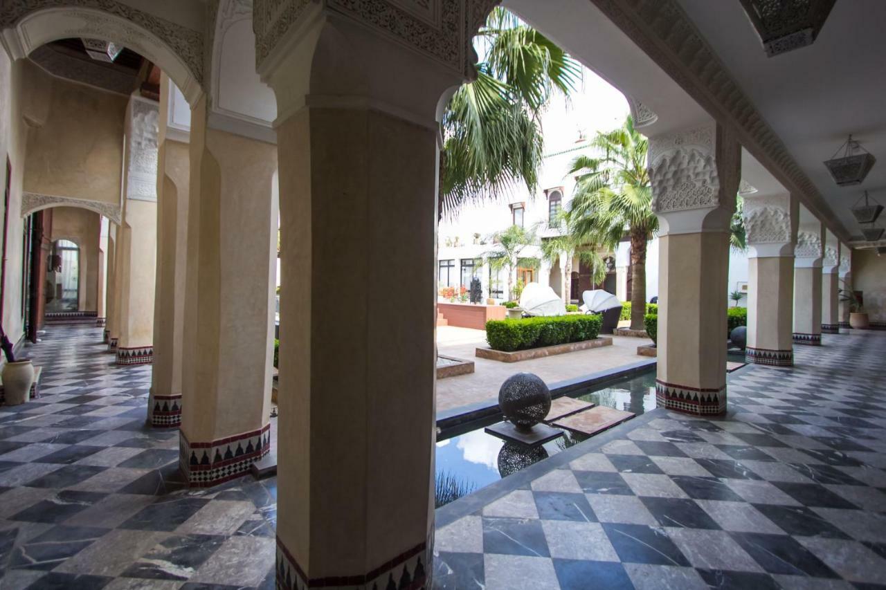 Riad Mayfez & 5*